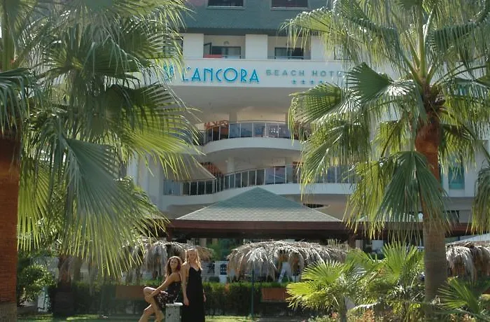 ホテル L'ancora ケメル